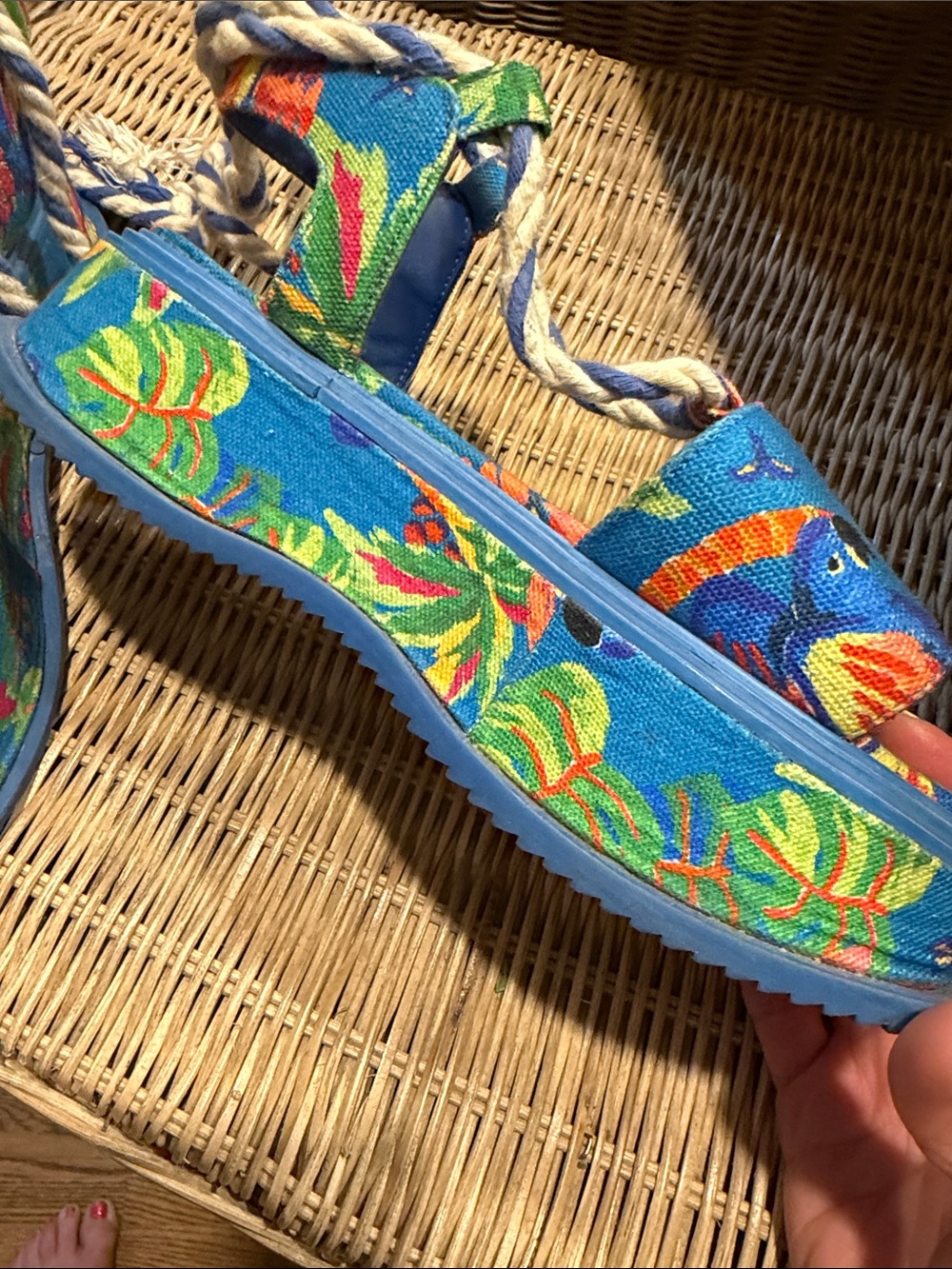 FARM Rio Blue Tropical Floral Platform Sandals - Picture 4 of 5